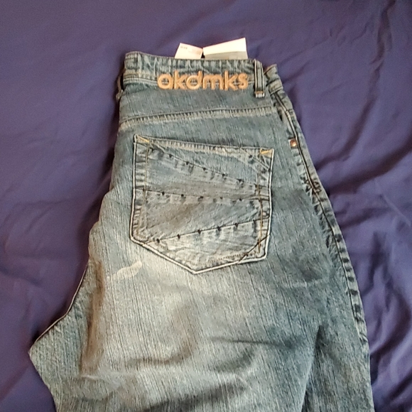 Jeans - Picture 3 of 6